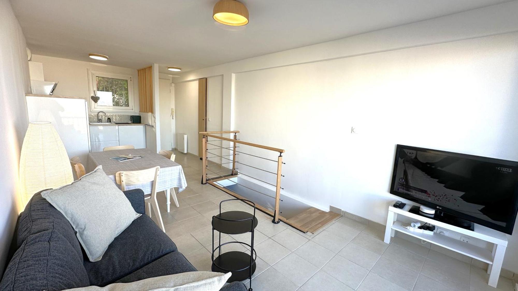 Appartement Duplex-3 Giens-wifi-parking By Hc *